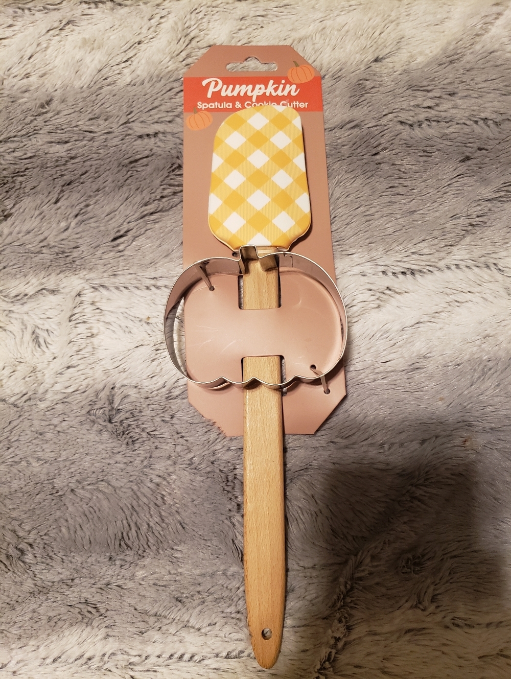 Fall Pumpkin Spatula & Cookie Cutter Set Yellow Gingham Spatula, Wood Handle NIP